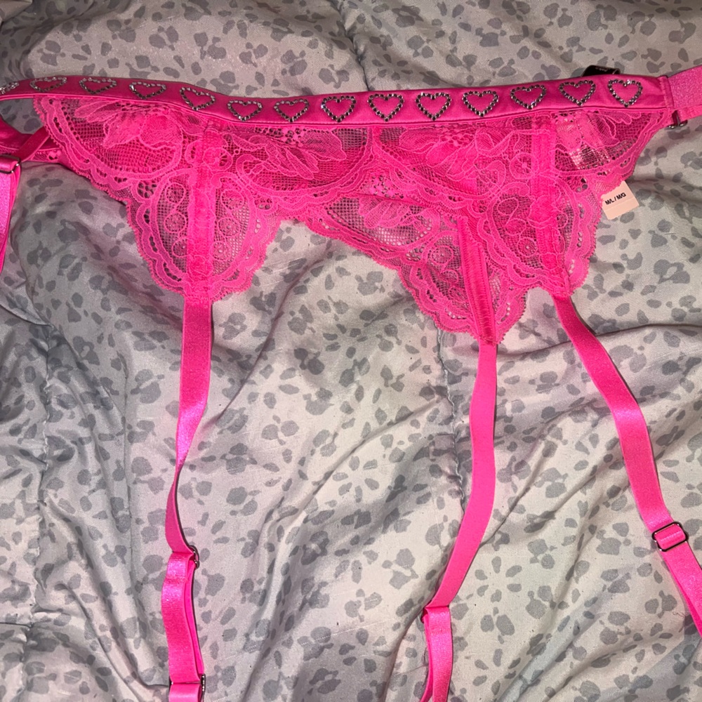 Victoria Secret Pink Heart Garter